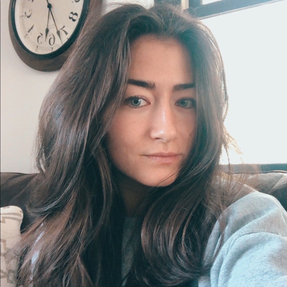 Meet your Posher, Olivia